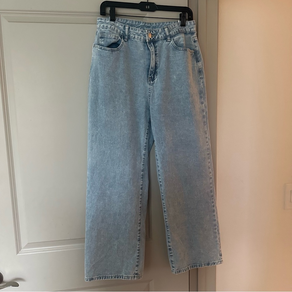SHEIN Blue Straight Leg Jeans Classic Denim Style